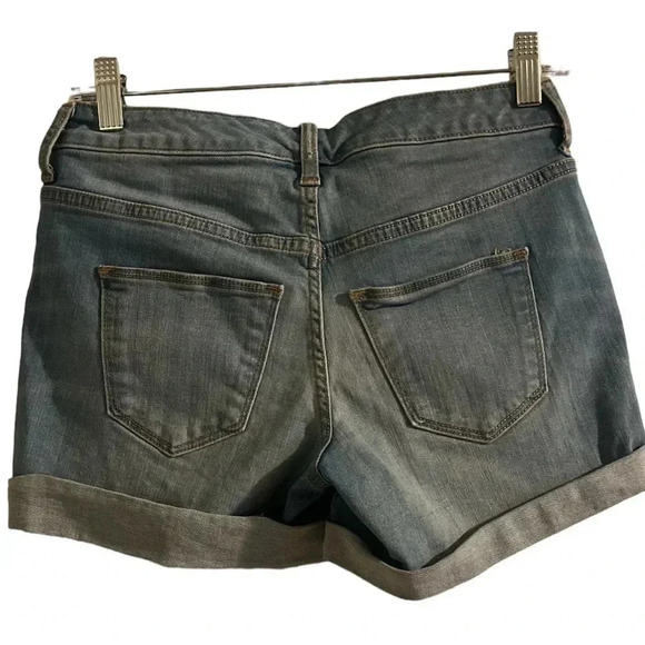 Universal Thread Jean Shorts, Mid Rise Midi - Size 0/25R - Picture 2 of 3